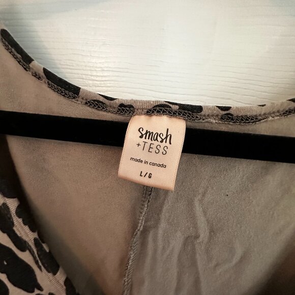 Smash + Tess Lexi Leopard Print Romper - Picture 3 of 4